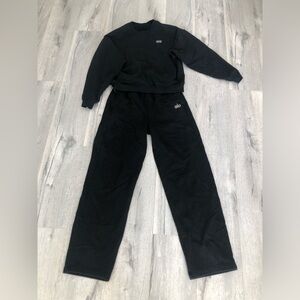Alo Black Sweatshirt and Sweatpants Set